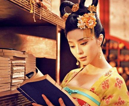 武则天身为后妈是怎么成为李治的女人的 武则天是怎么坐上后宫之主的