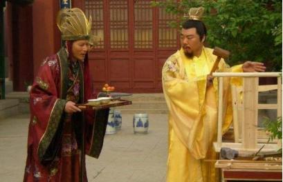 竟然魏忠贤的权力这么大 为什么没有干掉刚登基的崇祯呢