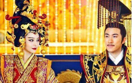 武则天残害王皇后萧淑妃，唐高宗为什么不保护她