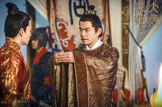 李泌为什么叫”布衣宰相“