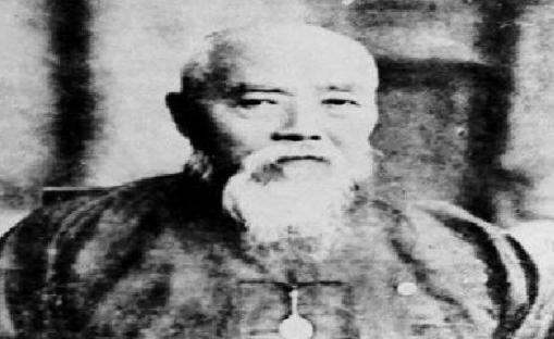 马龙潭的生平如何