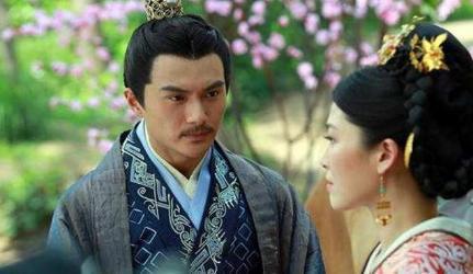 汉朝两位将军的坟墓只有一墙之隔 为什么区别会如何之大呢