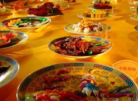 古代皇帝吃剩下的饭菜怎么办 这些食物一般是怎么处理的