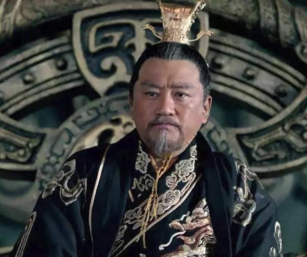 秦始皇统一后匈奴南下进攻,他为什么只修长城而不打仗