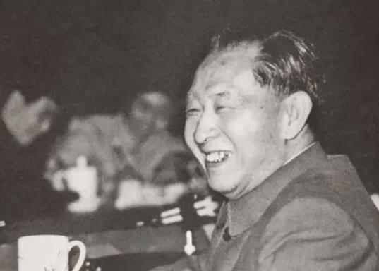 揭秘:胡耀邦是怎样为张闻天平反的