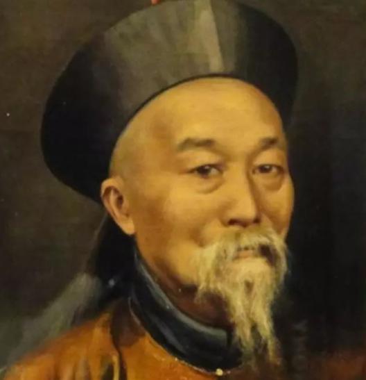 此人很矛盾，为什么有人说他“卖国贼”，有人说他“爱国者”呢