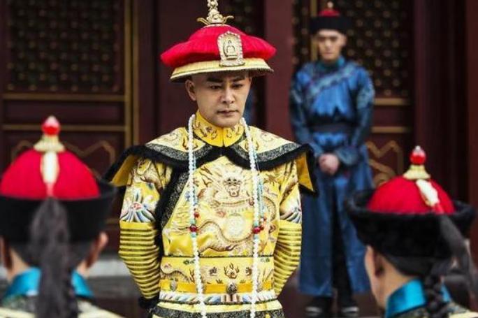 嘉庆去世后,道光没有继位诏书是怎么登基的