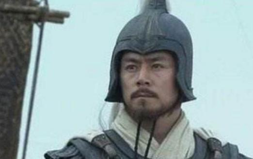 潘璋明明用不了青龙偃月刀为什么还要把它带在身边