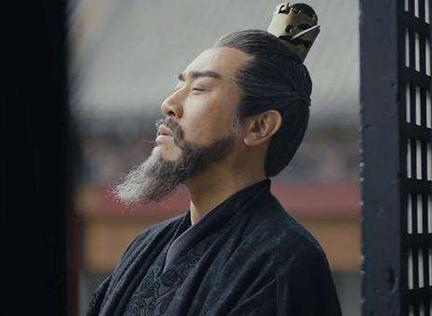贾诩害死曹操的爱子爱将，为什么最后还能善终