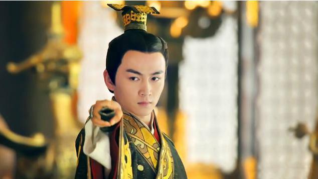 一个民间皇帝,一个和亲公主,一个西域小国,是如何将匈奴赶出历史舞台的?