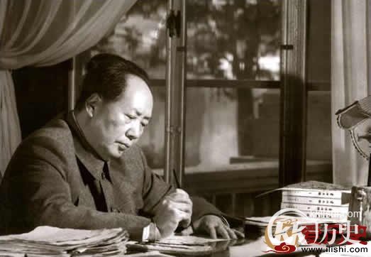 抗战中毛主席一着妙棋 如何化解延安之围
