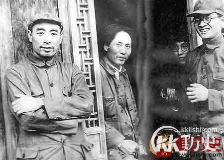 抗战中毛主席一着妙棋 如何化解延安之围
