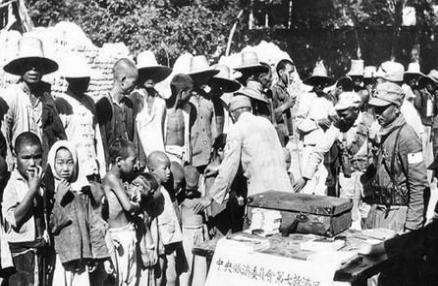 1942年河南大饥荒期间 为什么灾民选择一路向西逃到陕西呢