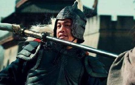 张飞多次挑衅吕布,为什么都相安无事