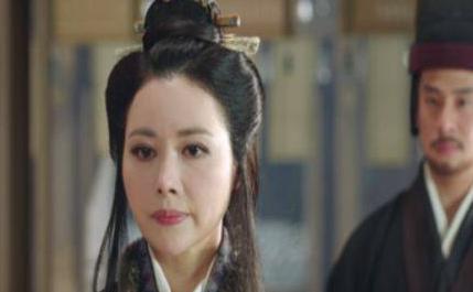 曹操光妻妾就有几十位之多 为什么他会对此人如此又敬又爱呢