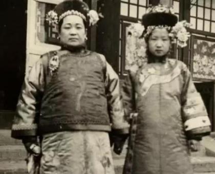 清朝灭亡后为什么满族人都消失了了 他们到底去了哪里