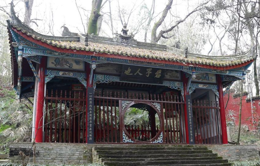 诸葛亮墓简介 该墓地在什么地方,地理环境如何