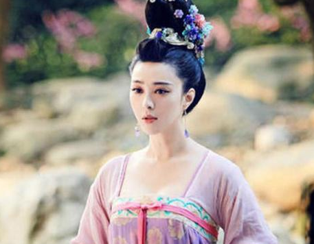 武则天晚年为什么会还政给李家 说到底还是因为两个哥哥