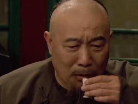 赫舍里氏本是豪门出身贵妇，为什么会被一个小妾欺负