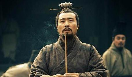 公孙瓒为什么会把赵云让给刘备