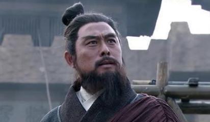 秦献公临终交接班，公子虔为什么要断指写血书