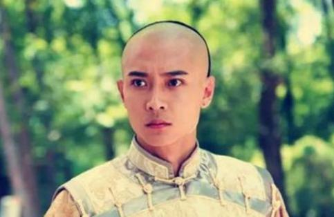 雍正继位后，他为什么没有打击多次反对他的十阿哥
