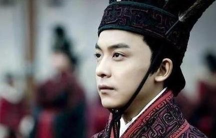 窦宪是个大奸臣,为什么后世却尊他为大英雄
