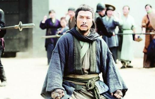 关羽败走麦城时，为什么最终只有十数骑追随