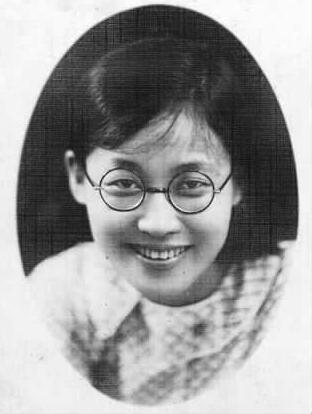 陈康容的出身如何