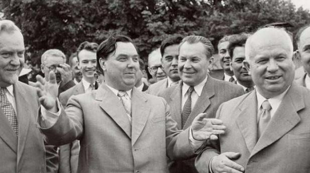 为什么马林科夫能善终呢?赫鲁晓夫为什么没有对他动手