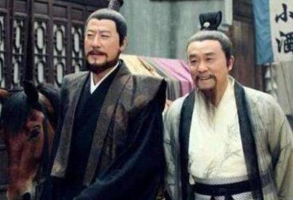 张昶身为前朝大臣坚持穿旧衣服,刘伯温为什么会说他留不得