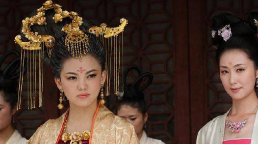 上官婉儿为什么不报杀父之仇