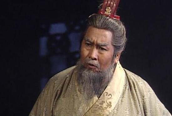 三国孙坚被乱箭射死后遗体是怎么回到江东的