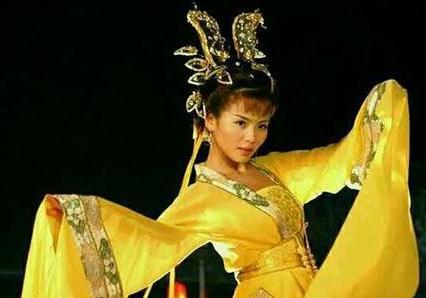 周女英是怎么气死周娥皇的 果然是趁她病要她命