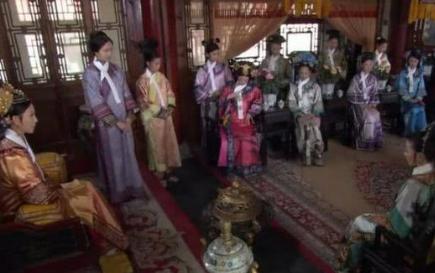 甄嬛传中皇后为什么会关心富察贵人 关心的真正墓地是什么