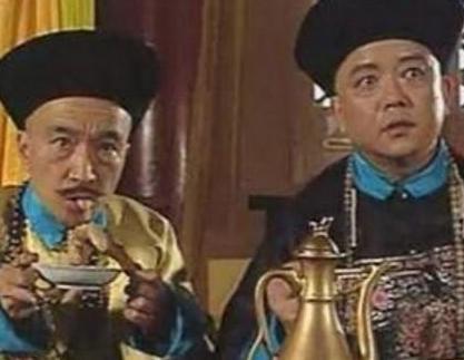 和珅死后刘墉和纪晓岚的下场如何 嘉庆是怎么对待他们的