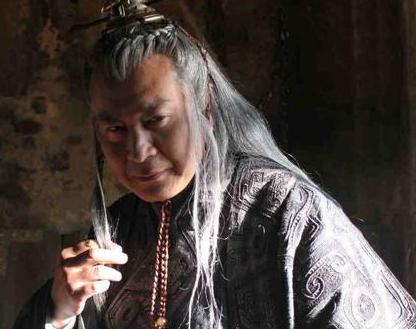 胡亥继位后连自己的兄弟姐妹都杀 胡亥为什么不敢对子婴下手