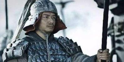 龙且在战场这里厉害 为什么还会被韩信给击败呢