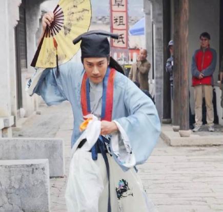 唐朝进士中榜后都会做什么事情 为什么第一件事就是逛红灯区呢