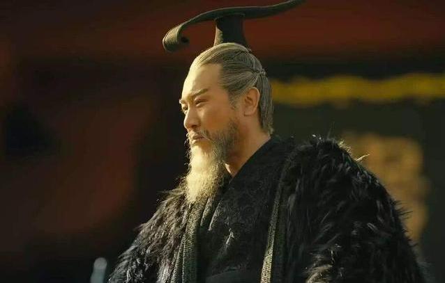 明明有自己的儿子与亲信,陶谦为什么要把徐州让给刘备?