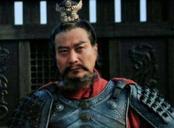 官渡之战中,袁本初为什么会被曹孟德一锅端