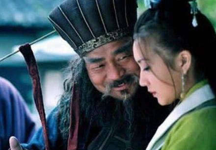当初曹操刺杀董卓的七星宝刀到底去了哪些 最后的落下如何
