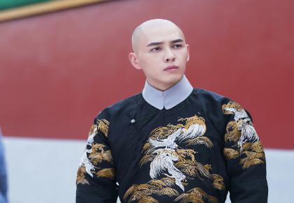 远离争位变得飞扬跋扈,弘昼到底是个怎样的人