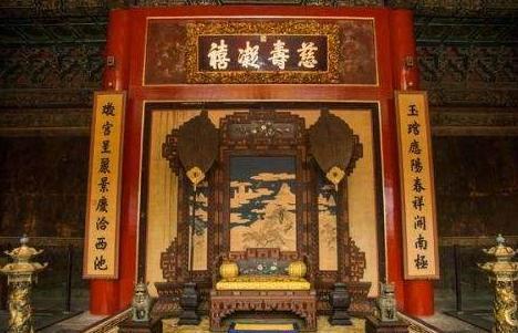 瑾妃为什么选了婉容当皇后而不选择自己的侄女