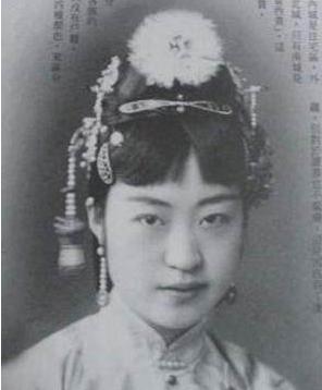 瑾妃为什么选了婉容当皇后而不选择自己的侄女