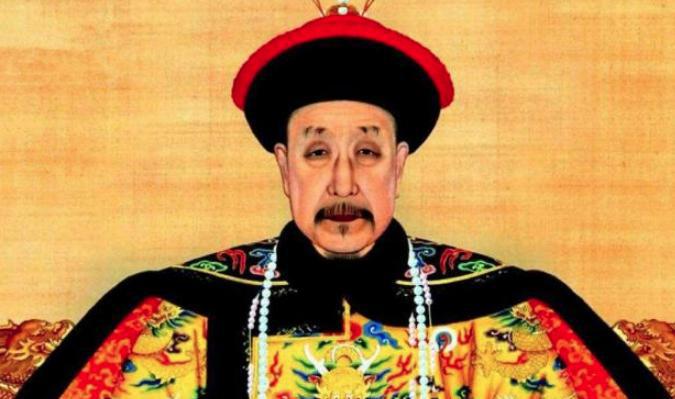 清朝皇帝为什么半时间在承德避暑