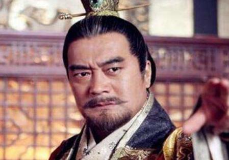 古代官员退休为什么要回老家呢 而是不能留在原地呢