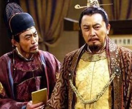 古代官员退休为什么要回老家呢 而是不能留在原地呢