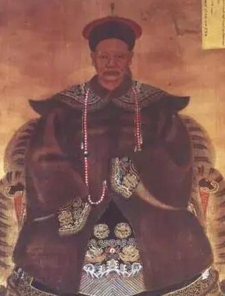 皇太极为什么对汗位的竞争者多尔衮那么器重