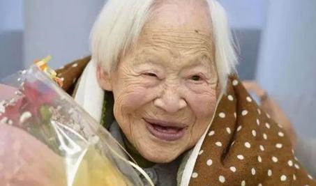 跨越三个世纪美人大川美佐绪年轻时照片是怎样的 长寿的秘诀是什么